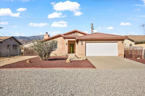 51888 Ida Ave, Cabazon, CA 92230 photo 2