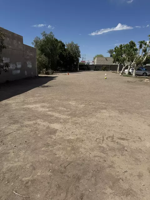 925 G St, Brawley, CA 92227