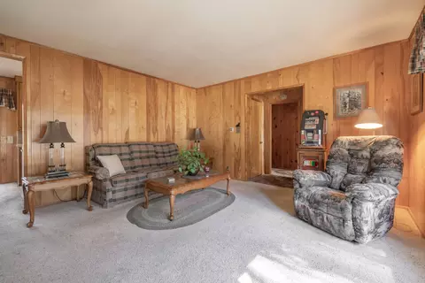 Living - 39088 Robin Rd, Big Bear Lake, CA 92315 photo 2 of 2