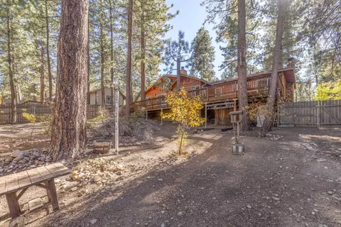Exterior - 39088 Robin Rd, Big Bear Lake, CA 92315 photo 3 of 6