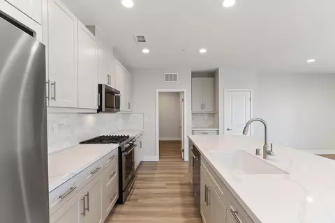 Kitchen - 51600 Sidewinder Dr, Indio, CA 92201 photo 1 of 2
