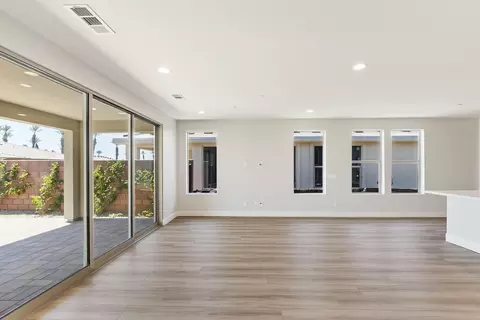 Living - 51600 Sidewinder Dr, Indio, CA 92201 photo 2 of 6
