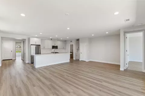 Living - 51600 Sidewinder Dr, Indio, CA 92201 photo 4 of 6