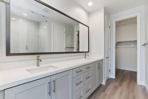Bath - 51600 Sidewinder Dr, Indio, CA 92201 photo 1 of 2