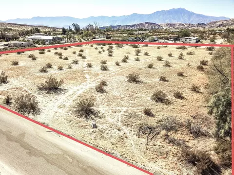 1 Berry Rd, Sky Valley, CA 92241