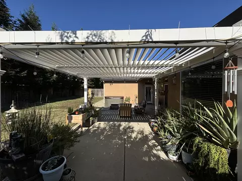Exterior - 680 San Gabriel St, Redding, CA 96003 photo 11 of 31