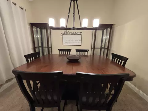 Dining - 680 San Gabriel St, Redding, CA 96003 photo 2 of 3