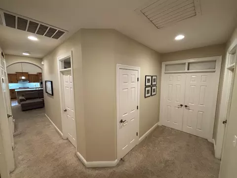 Entry Way - 680 San Gabriel St, Redding, CA 96003 photo 10 of 11
