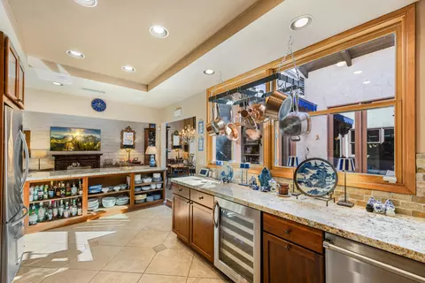 1367 Verano Dr, Palm Springs, CA 92264