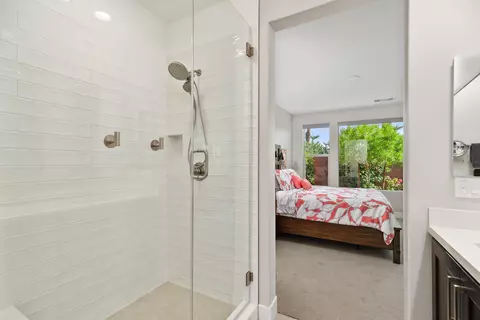 Bath - 51550 Whiptail Dr, Indio, CA 92201 photo 2 of 4
