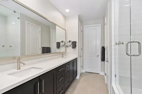 Bath - 51550 Whiptail Dr, Indio, CA 92201 photo 1 of 4