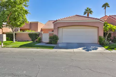 42674 Liolios Dr, Palm Desert, CA 92211