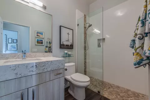Bath - 44350 Royal Lytham Dr, Indio, CA 92201 photo 3 of 3