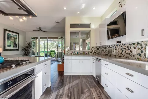 Kitchen - 44350 Royal Lytham Dr, Indio, CA 92201 photo 2 of 4