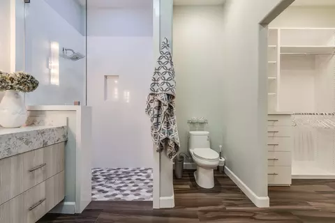 Bath - 44350 Royal Lytham Dr, Indio, CA 92201 photo 2 of 3
