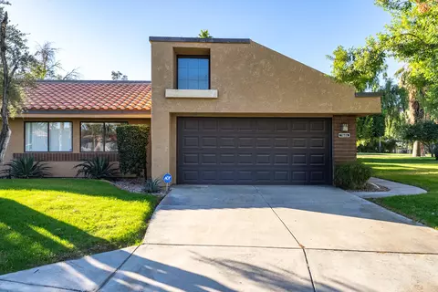 7401 Regency Dr, Palm Springs, CA 92264