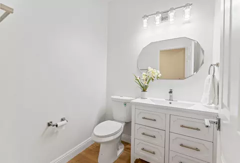 Bath - 80110 Montgomery Dr, Indio, CA 92203 photo 2 of 2
