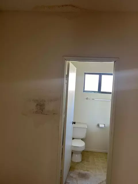 Bath - 741 Cortez Dr, Hemet, CA 92545 photo 1 of 7