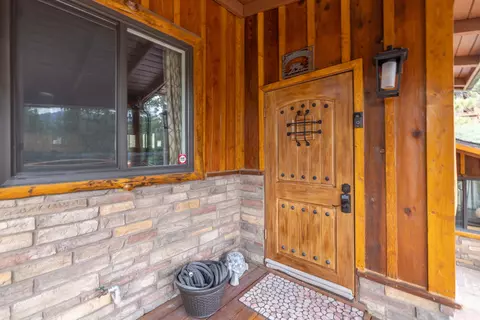 Exterior - 43008 Monterey St, Big Bear Lake, CA 92315 photo 13 of 13