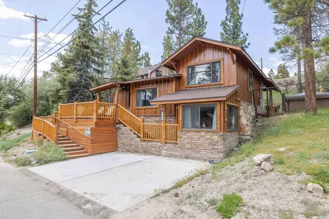 Exterior - 43008 Monterey St, Big Bear Lake, CA 92315 photo 2 of 13