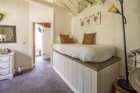 Bedroom - 43008 Monterey St, Big Bear Lake, CA 92315 photo 5 of 7