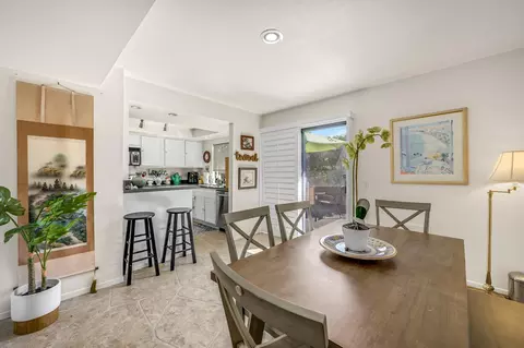 2345 Los Patos Dr, Palm Springs, CA 92264