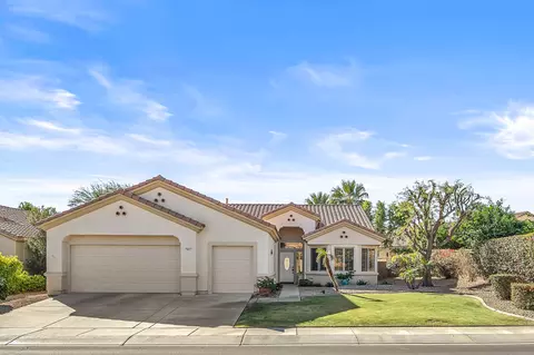 78077 Vinewood Dr, Palm Desert, CA 92211