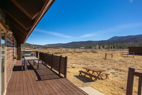 Exterior - 2300 Erwin Ranch Rd, Big Bear City, CA 92314 photo 4 of 8