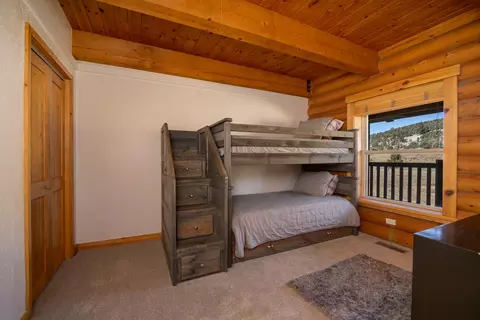 Bedroom - 2300 Erwin Ranch Rd, Big Bear City, CA 92314 photo 6 of 7
