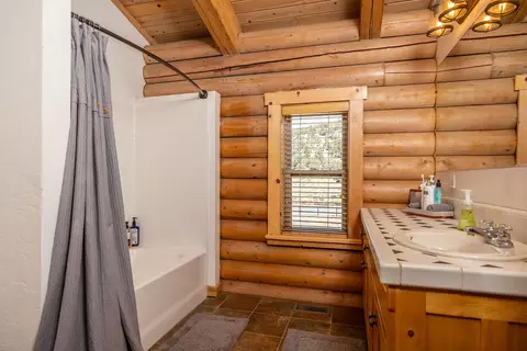 Bath - 2300 Erwin Ranch Rd, Big Bear City, CA 92314 photo 1 of 2