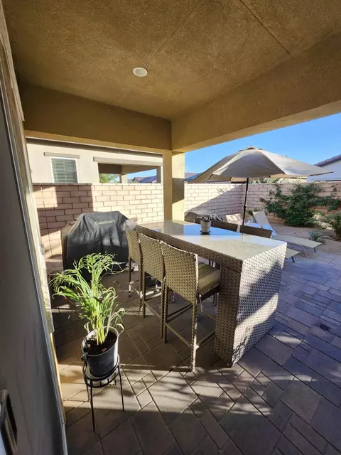 Exterior - 85653 Adria Dr, Indio, CA 92203 photo 7 of 9
