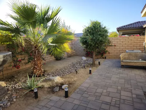 Exterior - 85653 Adria Dr, Indio, CA 92203 photo 5 of 9