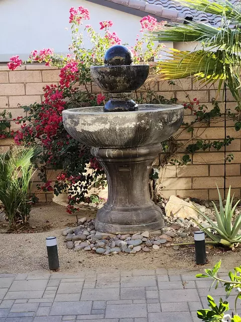 Exterior - 85653 Adria Dr, Indio, CA 92203 photo 4 of 9
