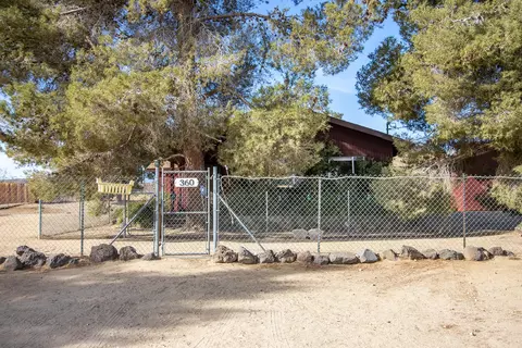 Exterior - 360 Cherokee Trl, Yucca Valley, CA 92284 photo 1 of 21