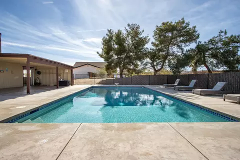 Exterior - 360 Cherokee Trl, Yucca Valley, CA 92284 photo 19 of 21