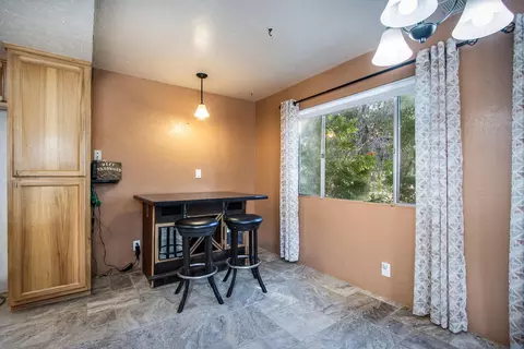 Dining - 360 Cherokee Trl, Yucca Valley, CA 92284 photo 1 of 1