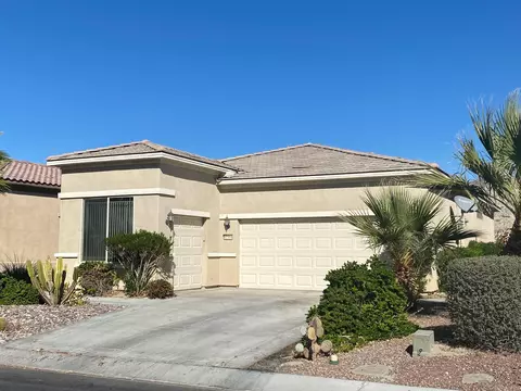 81564 Avenida Viesca, Indio, CA 92203 photo 2