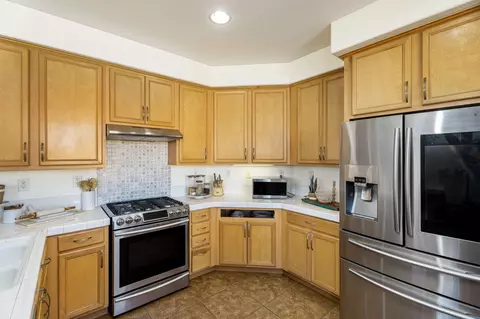 Kitchen - 37852 Avon St, Indio, CA 92203 photo 2 of 2