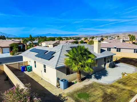 View/Area - 37852 Avon St, Indio, CA 92203 photo 17 of 18