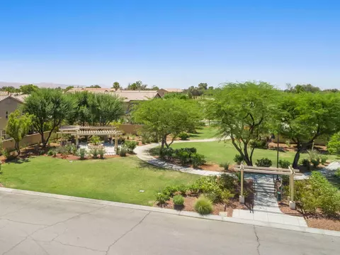 View/Area - 37852 Avon St, Indio, CA 92203 photo 9 of 18