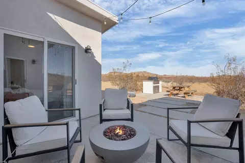 Exterior - 1674 Mason Dixon Rd, Joshua Tree, CA 92252 photo 4 of 15