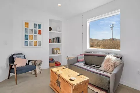 Living - 1674 Mason Dixon Rd, Joshua Tree, CA 92252 photo 1 of 1
