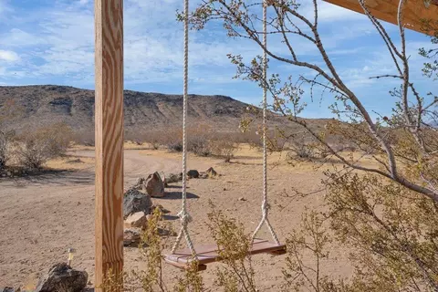 Exterior - 1674 Mason Dixon Rd, Joshua Tree, CA 92252 photo 3 of 15