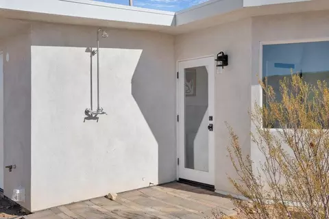 Exterior - 1674 Mason Dixon Rd, Joshua Tree, CA 92252 photo 13 of 15
