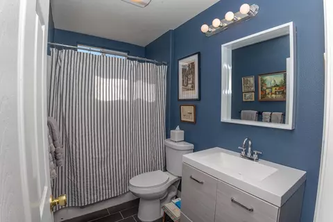 Bath - 37635 Severn Pl, Indio, CA 92203 photo 1 of 5