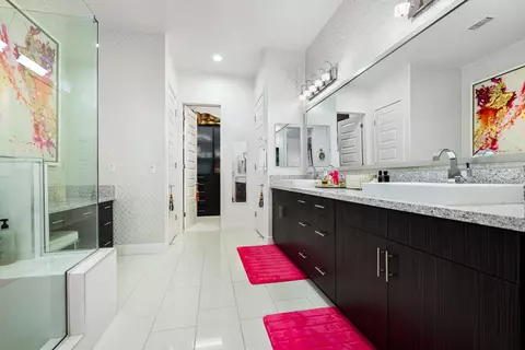 Bath - 51375 Charlbury St, Indio, CA 92201 photo 1 of 4