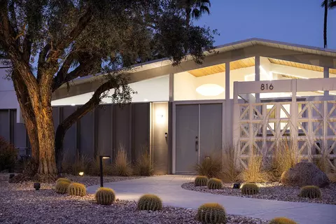 816 N Fair Circle Cir, Palm Springs, CA 92262