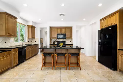 80127 Maramar Dr, Indio, CA 92203 photo 4