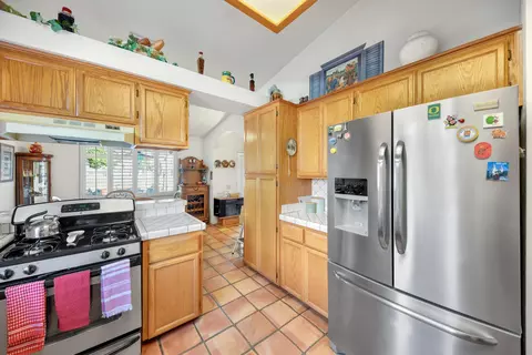 Kitchen - 48638 Hepburn Dr, Indio, CA 92201 photo 2 of 2