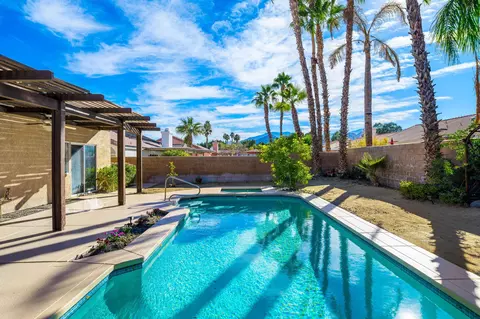 42589 Brighton St, Palm Desert, CA 92211